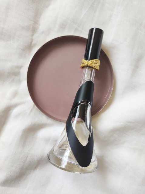 rihanna rebl rleur EDP