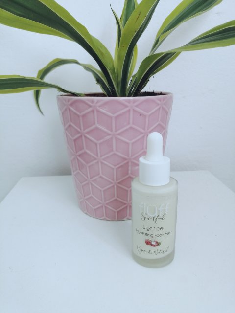 Fluff Superfood, Mleko do twarzy, Liczi