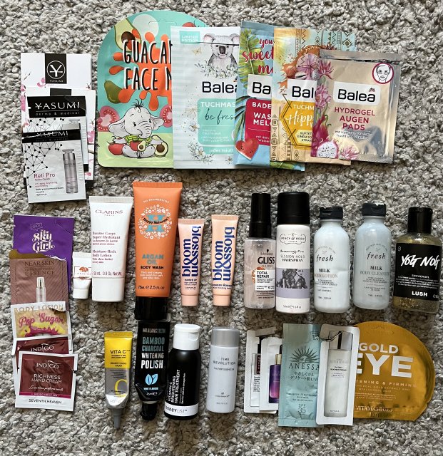 akcja denkowanie! grudzień - kosmetyki w świątecznych opakowaniach i świątecznych kolorach 🎄❄️⛄🎀🎁🎅