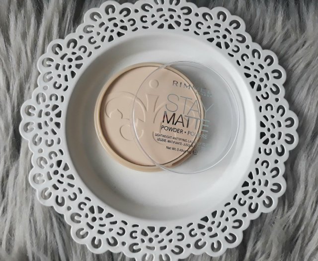 Puder Rimmel stay matte