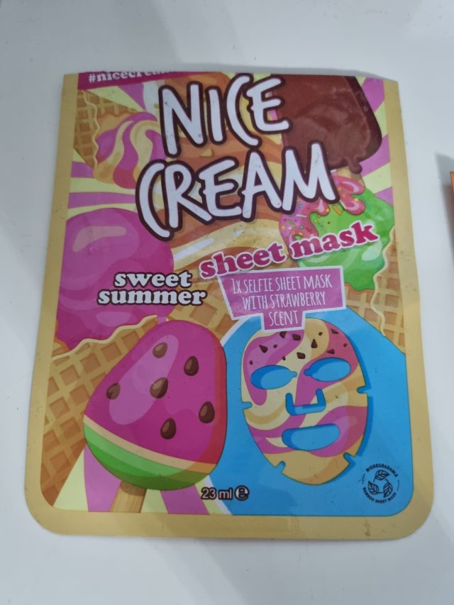 akcja denkowanie! grudzień - kosmetyki w świątecznych opakowaniach i świątecznych kolorach 🎄❄️⛄🎀🎁🎅