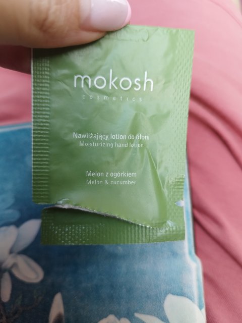 akcja denkowanie! grudzień - kosmetyki w świątecznych opakowaniach i świątecznych kolorach 🎄❄️⛄🎀🎁🎅