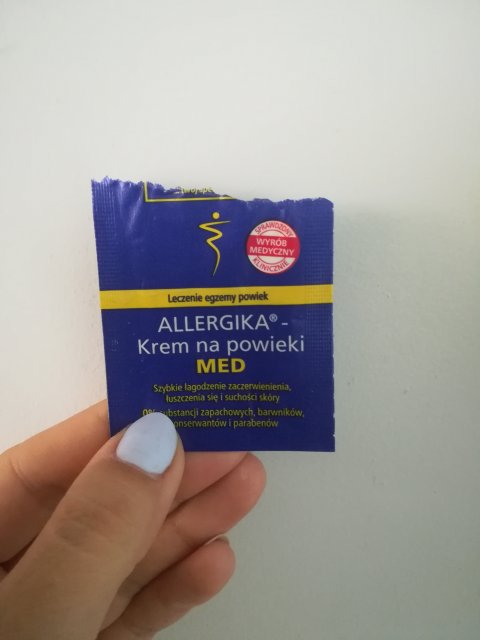 akcja denkowanie! grudzień - kosmetyki w świątecznych opakowaniach i świątecznych kolorach 🎄❄️⛄🎀🎁🎅