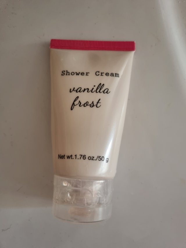 akcja denkowanie! grudzień - kosmetyki w świątecznych opakowaniach i świątecznych kolorach 🎄❄️⛄🎀🎁🎅