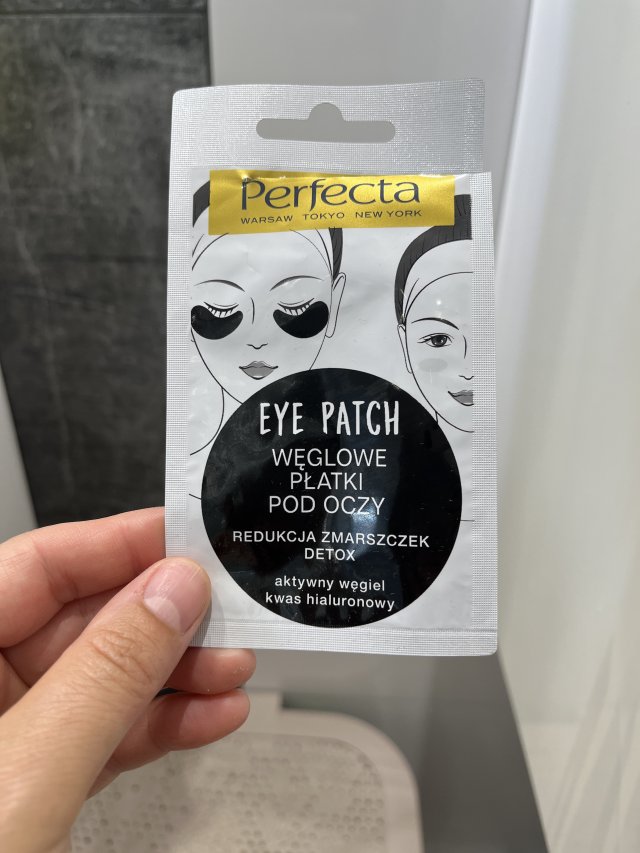 akcja denkowanie! grudzień - kosmetyki w świątecznych opakowaniach i świątecznych kolorach 🎄❄️⛄🎀🎁🎅