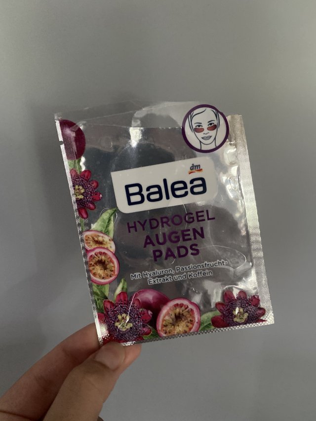 akcja denkowanie! grudzień - kosmetyki w świątecznych opakowaniach i świątecznych kolorach 🎄❄️⛄🎀🎁🎅