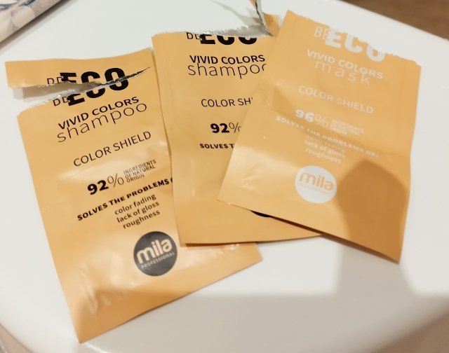 akcja denkowanie! grudzień - kosmetyki w świątecznych opakowaniach i świątecznych kolorach 🎄❄️⛄🎀🎁🎅