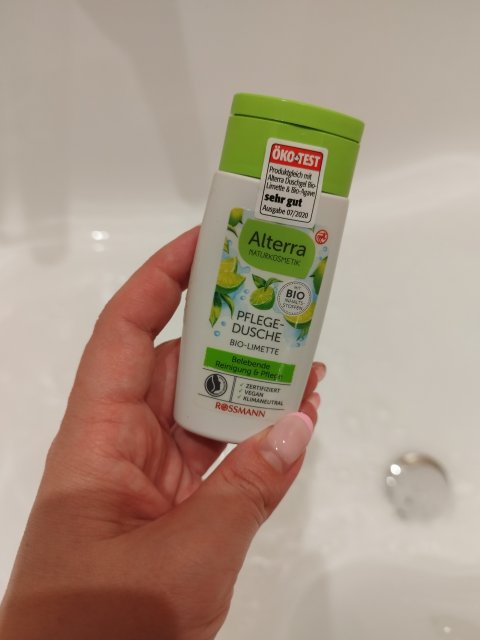 akcja denkowanie! grudzień - kosmetyki w świątecznych opakowaniach i świątecznych kolorach 🎄❄️⛄🎀🎁🎅