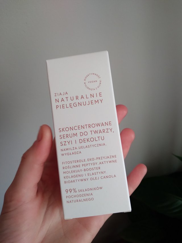 Ziaja Naturalnie Pielęgnujemy, Serum do twarzy, szyi i dekoltu, Skoncentrowane, Nawilża, uelastycznia, wygładza
