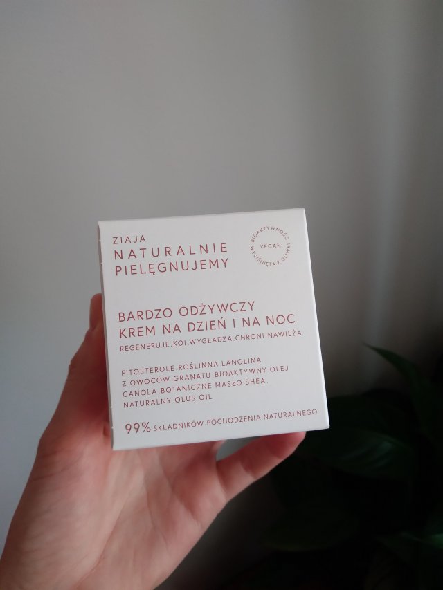 Ziaja Naturalnie Pielęgnujemy, Krem do twarzy, Bardzo odżywczy, Na dzień i na noc