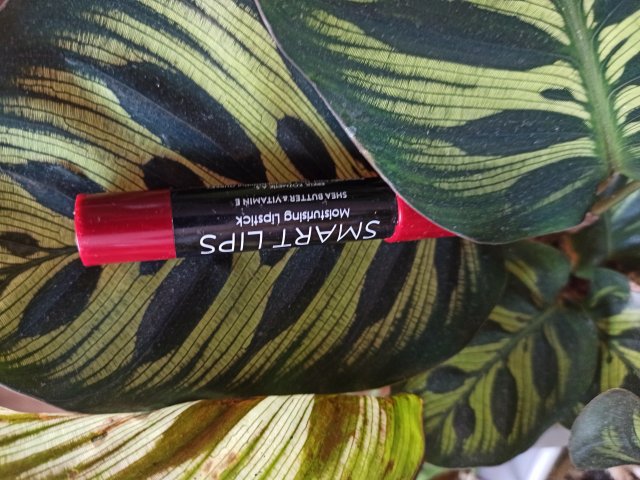 Pomadka do ust Golden Rose