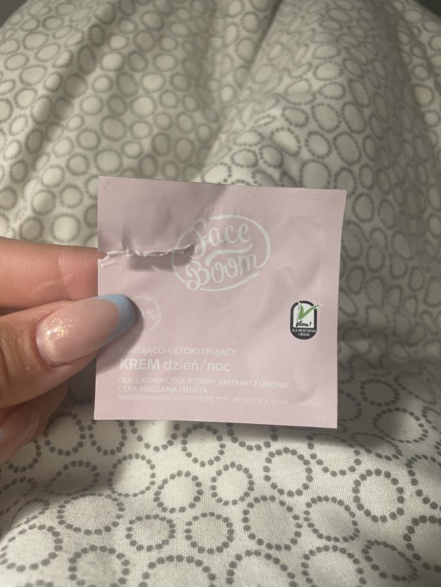 akcja denkowanie! grudzień - kosmetyki w świątecznych opakowaniach i świątecznych kolorach 🎄❄️⛄🎀🎁🎅