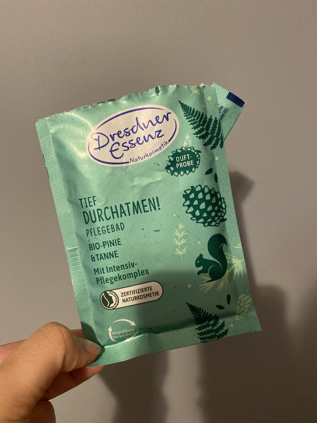 akcja denkowanie! grudzień - kosmetyki w świątecznych opakowaniach i świątecznych kolorach 🎄❄️⛄🎀🎁🎅