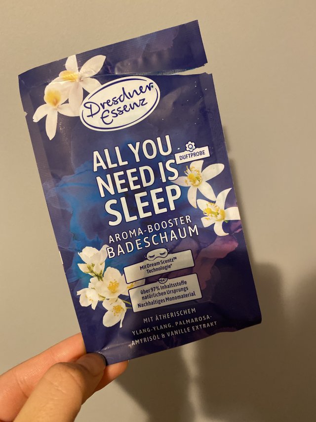 akcja denkowanie! grudzień - kosmetyki w świątecznych opakowaniach i świątecznych kolorach 🎄❄️⛄🎀🎁🎅