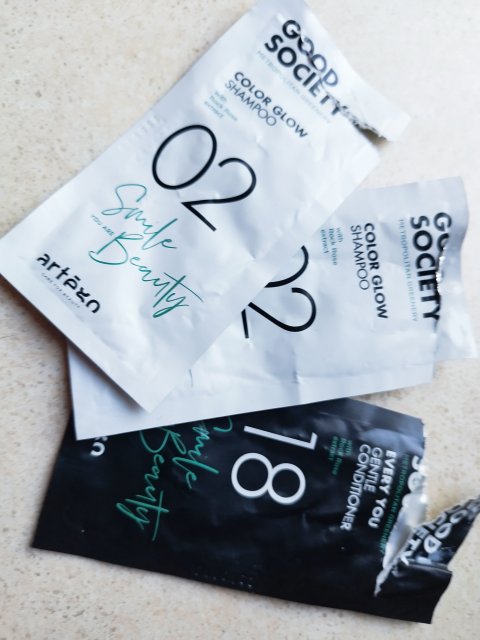 akcja denkowanie! grudzień - kosmetyki w świątecznych opakowaniach i świątecznych kolorach 🎄❄️⛄🎀🎁🎅