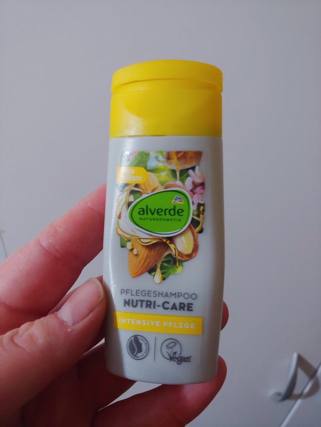 akcja denkowanie! grudzień - kosmetyki w świątecznych opakowaniach i świątecznych kolorach 🎄❄️⛄🎀🎁🎅