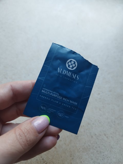 akcja denkowanie! grudzień - kosmetyki w świątecznych opakowaniach i świątecznych kolorach 🎄❄️⛄🎀🎁🎅