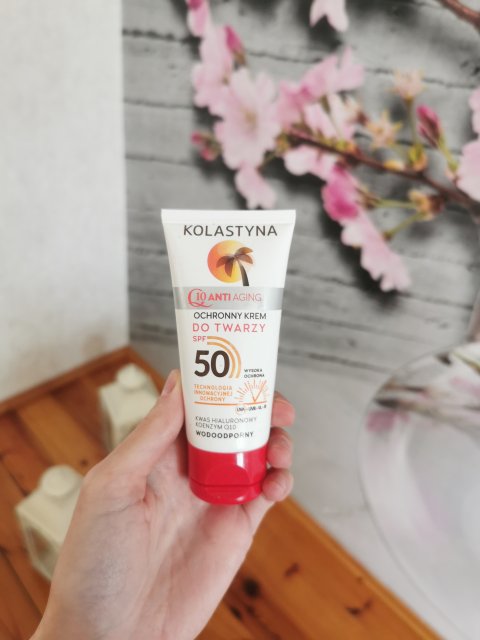 Kolastyna Krem do twarzy, Ochronny, Wodoodporny, SPF 50