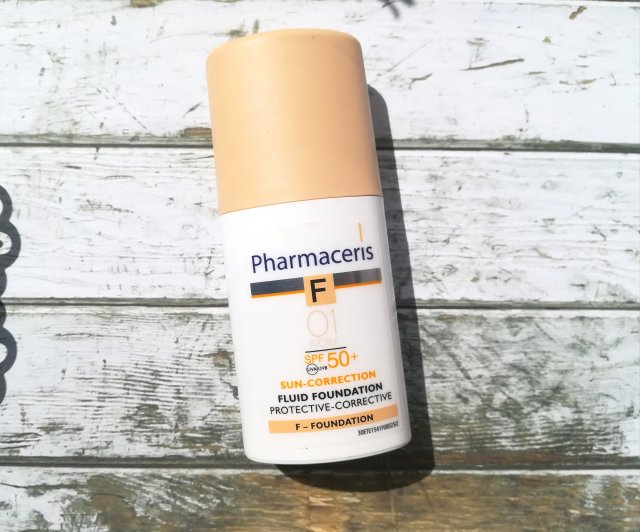 Pharmaceris F, Fluid do twarzy, Ochronno-korygujący, SPF 50+, nr 01 Ivory