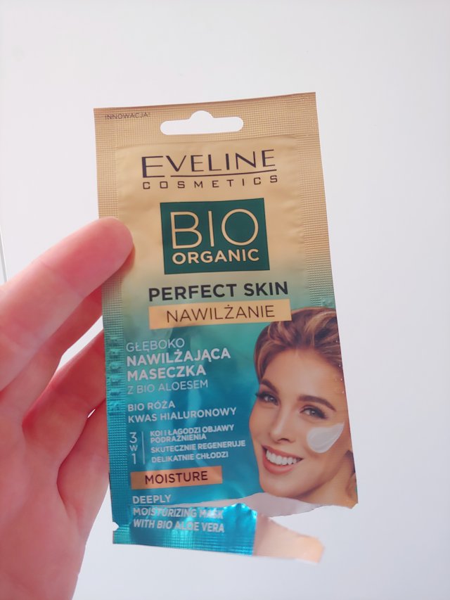 akcja denkowanie! grudzień - kosmetyki w świątecznych opakowaniach i świątecznych kolorach 🎄❄️⛄🎀🎁🎅