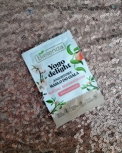 Bielenda Yogo delight, Masło do ciała, Jogurtowe, Mleczko brzoskwiniowe, Wygładzenie