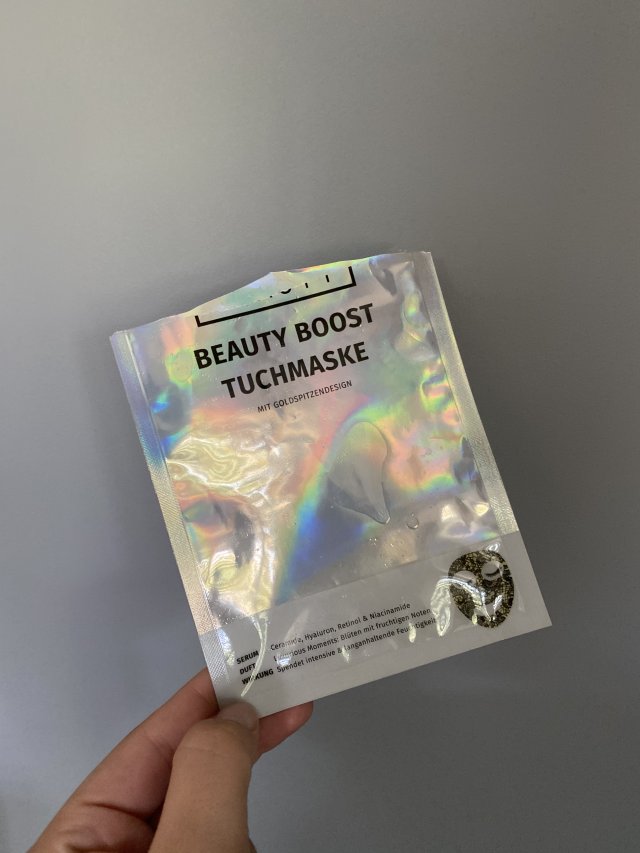 akcja denkowanie! grudzień - kosmetyki w świątecznych opakowaniach i świątecznych kolorach 🎄❄️⛄🎀🎁🎅