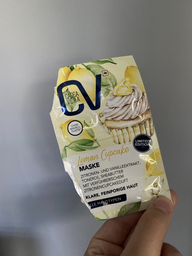 akcja denkowanie! grudzień - kosmetyki w świątecznych opakowaniach i świątecznych kolorach 🎄❄️⛄🎀🎁🎅