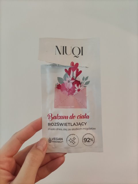 akcja denkowanie! grudzień - kosmetyki w świątecznych opakowaniach i świątecznych kolorach 🎄❄️⛄🎀🎁🎅