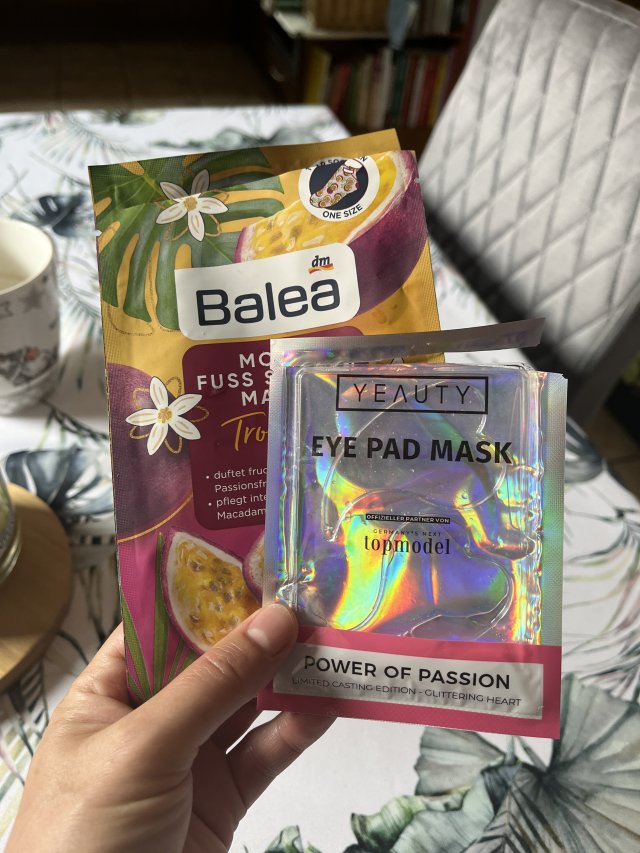 akcja denkowanie! grudzień - kosmetyki w świątecznych opakowaniach i świątecznych kolorach 🎄❄️⛄🎀🎁🎅