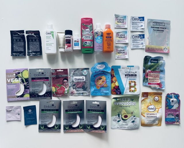 akcja denkowanie! grudzień - kosmetyki w świątecznych opakowaniach i świątecznych kolorach 🎄❄️⛄🎀🎁🎅