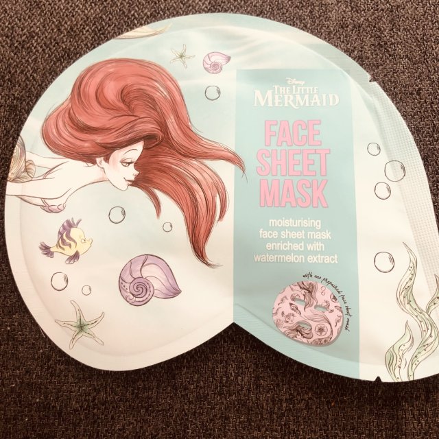 Mała syrenka maseczka z arbuzem 