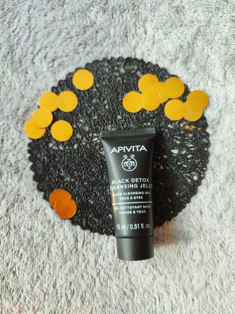 Apivita Żel do mycia twarzy, Black Detox Cleansing Gelly