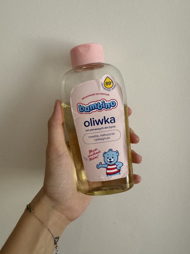 Bambino Oliwka, Od pierwszych dni życia