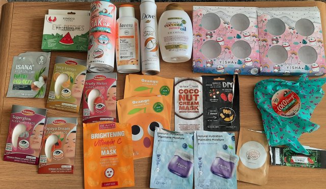 akcja denkowanie! grudzień - kosmetyki w świątecznych opakowaniach i świątecznych kolorach 🎄❄️⛄🎀🎁🎅