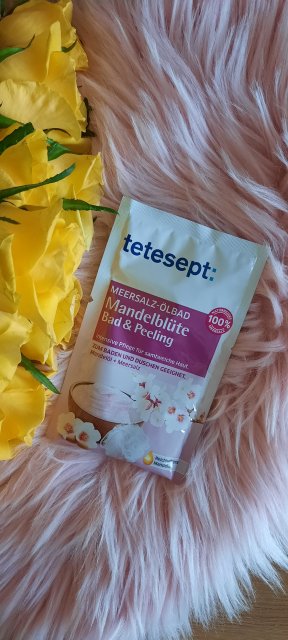 Tetesept Peeling do ciała, Olej z soli morskiej i kwiat migdałowy