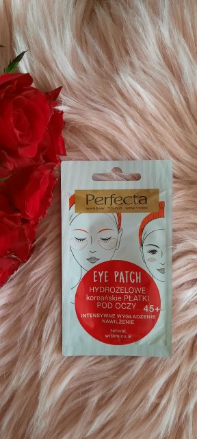 akcja denkowanie! grudzień - kosmetyki w świątecznych opakowaniach i świątecznych kolorach 🎄❄️⛄🎀🎁🎅