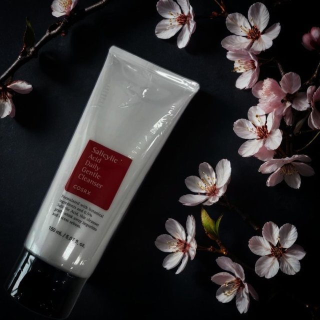Cosrx Salicylic Acid Daily Gentle Cleanser, Pianka myjąca do twarzy z kwasem salicylowym 