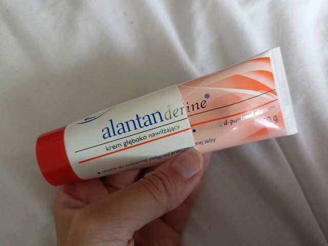 akcja denkowanie! grudzień - kosmetyki w świątecznych opakowaniach i świątecznych kolorach 🎄❄️⛄🎀🎁🎅