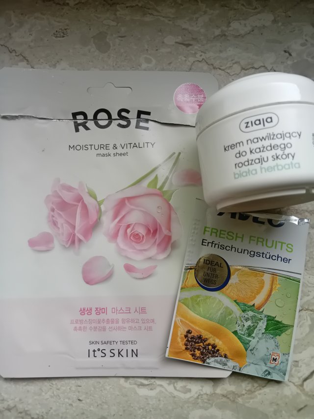 akcja denkowanie! grudzień - kosmetyki w świątecznych opakowaniach i świątecznych kolorach 🎄❄️⛄🎀🎁🎅