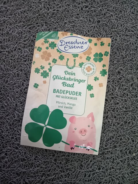 akcja denkowanie! grudzień - kosmetyki w świątecznych opakowaniach i świątecznych kolorach 🎄❄️⛄🎀🎁🎅