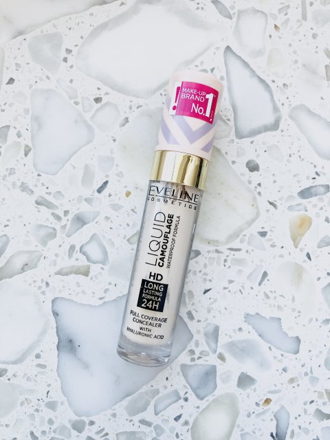 Eveline Liquid Camouflage, Kamuflaż do twarzy, 01 Light