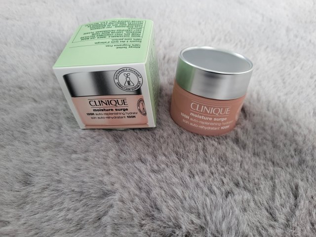 Clinique Moisture Surge 100h Auto-repleshing Hydrator, Krem do twarzy, Nawilżający