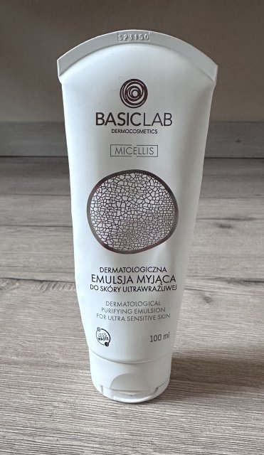 BasicLab Dermocosmetics Micellis, Emulsja myjąca do twarzy, Dermatologiczna, Do skóry ultrawrażliwej