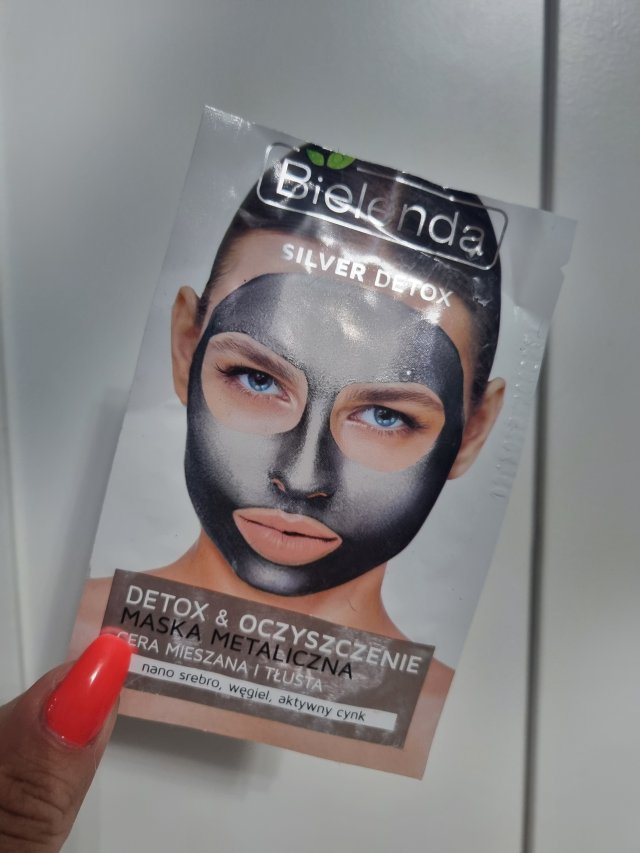 akcja denkowanie! grudzień - kosmetyki w świątecznych opakowaniach i świątecznych kolorach 🎄❄️⛄🎀🎁🎅