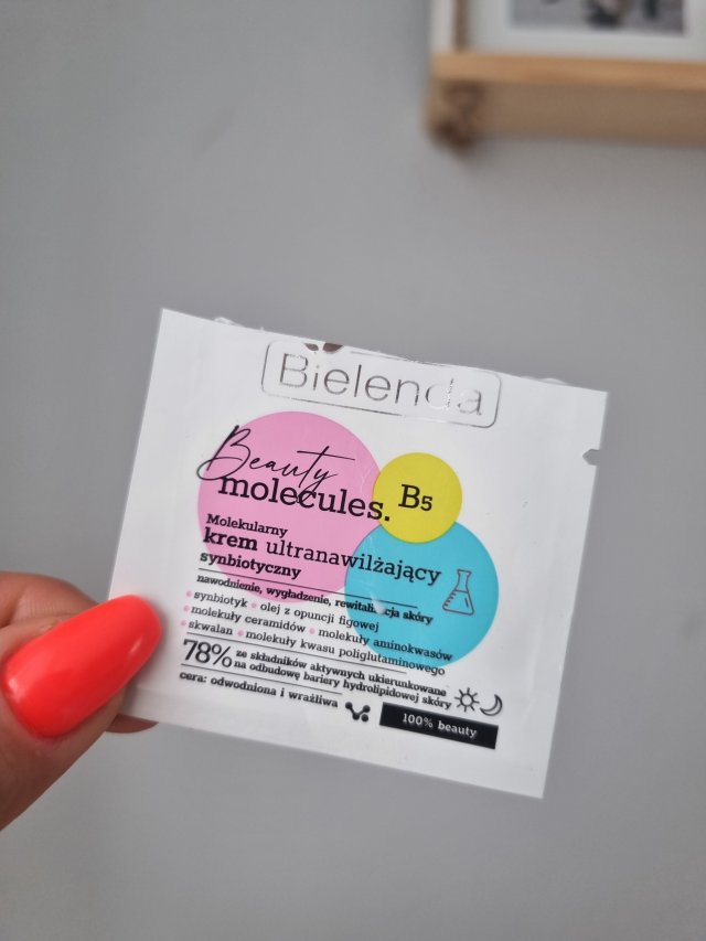 akcja denkowanie! grudzień - kosmetyki w świątecznych opakowaniach i świątecznych kolorach 🎄❄️⛄🎀🎁🎅