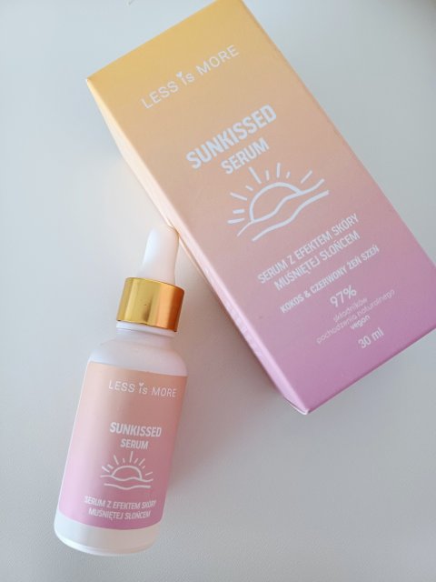 Less is more Sunkissed, Serum z efektem skóry muśniętej słońcem 
