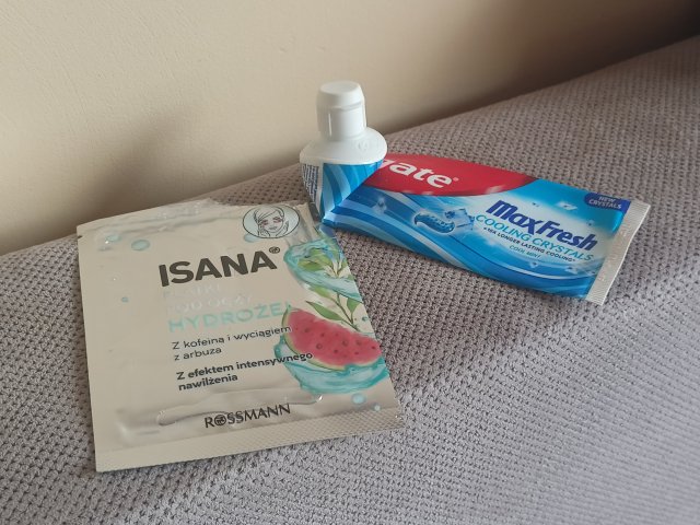 akcja denkowanie! grudzień - kosmetyki w świątecznych opakowaniach i świątecznych kolorach 🎄❄️⛄🎀🎁🎅