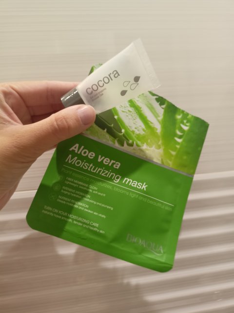 akcja denkowanie! grudzień - kosmetyki w świątecznych opakowaniach i świątecznych kolorach 🎄❄️⛄🎀🎁🎅