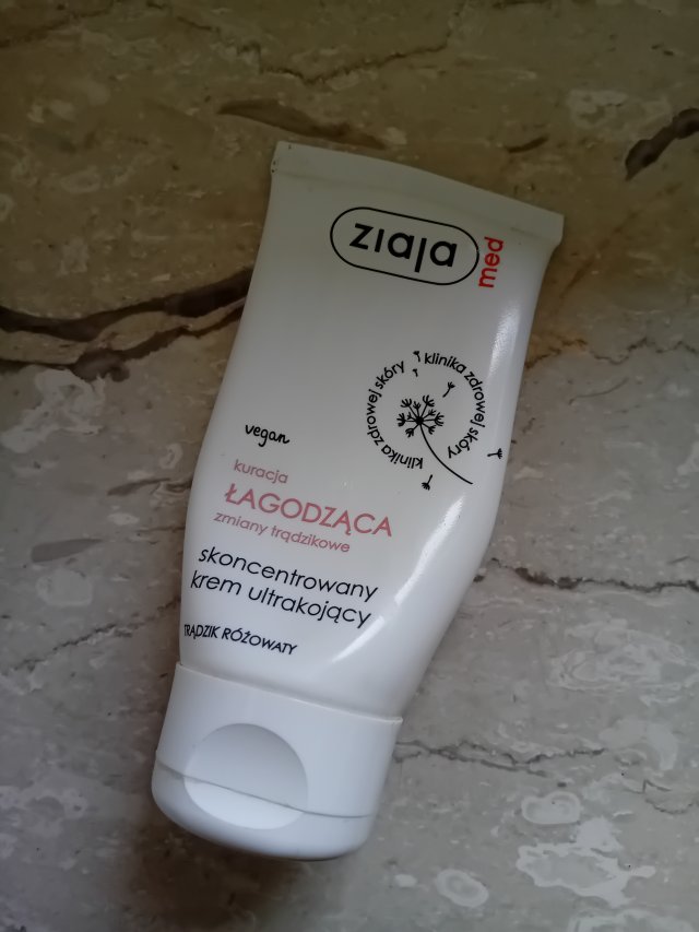 akcja denkowanie! grudzień - kosmetyki w świątecznych opakowaniach i świątecznych kolorach 🎄❄️⛄🎀🎁🎅