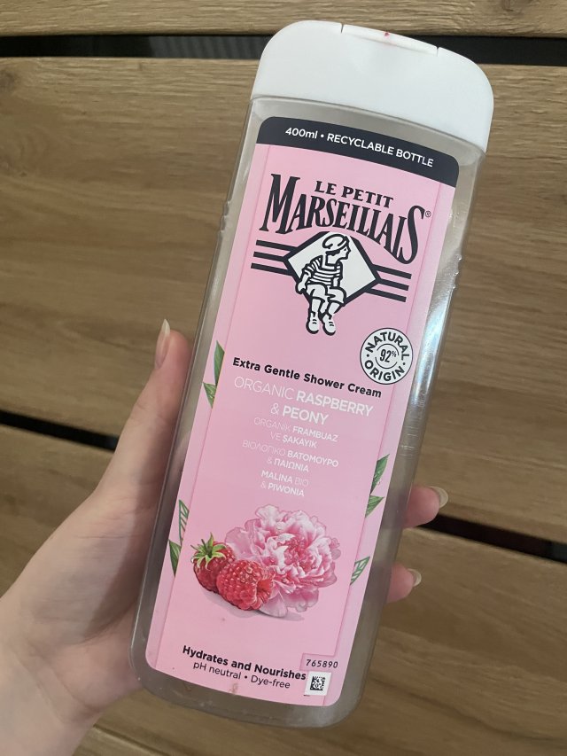 Le Petit Marseillais Żel pod prysznic, Malina i piwonia